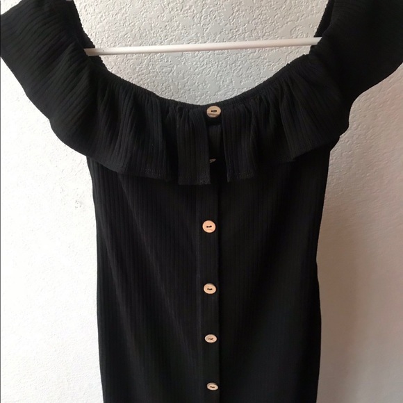 Women’s dress - Picture 2 of 2